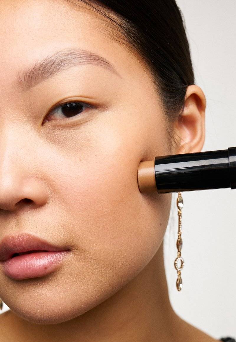 KIKO Milano KIKO Milano SCULPTING TOUCH CREAMY STICK CONTOUR - Contouring - 200 hazelnut 50% Rabatt für begrenzte Zeit