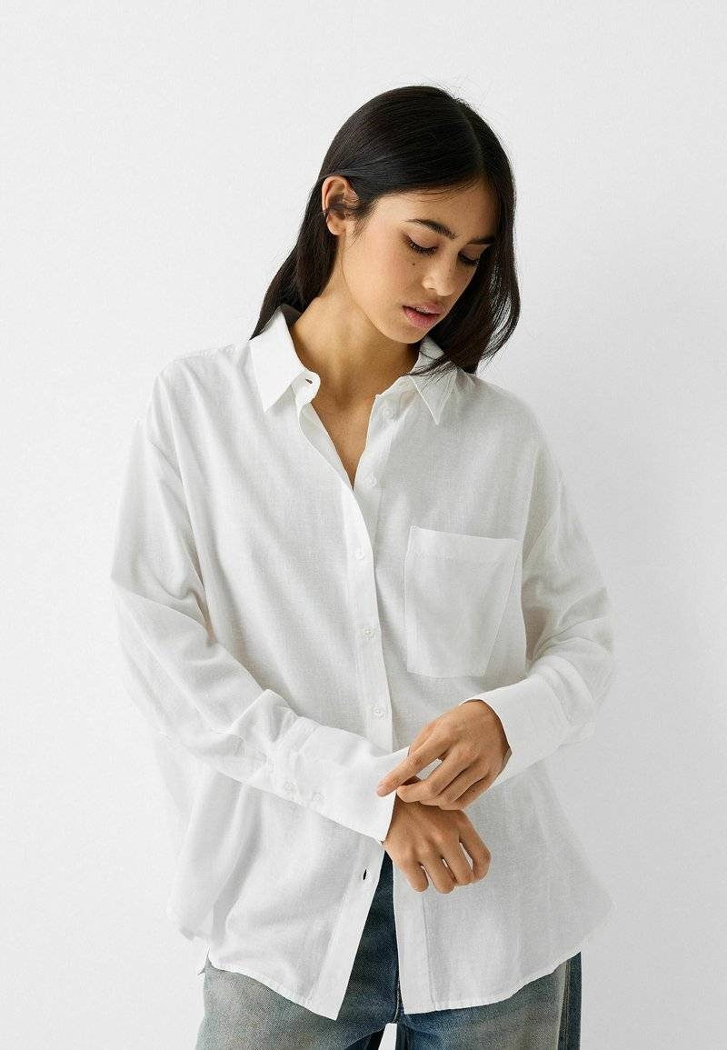 Bershka Bershka OVERSIZE - Button-down blouse - white