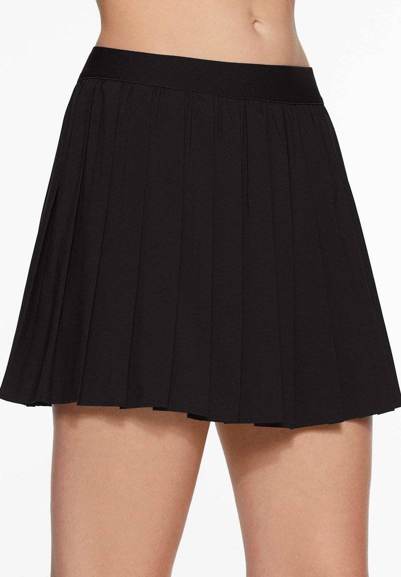 OYSHO OYSHO PLEATED COMPRESSIVE - Sports skirt - black Valentinstagsangebot
