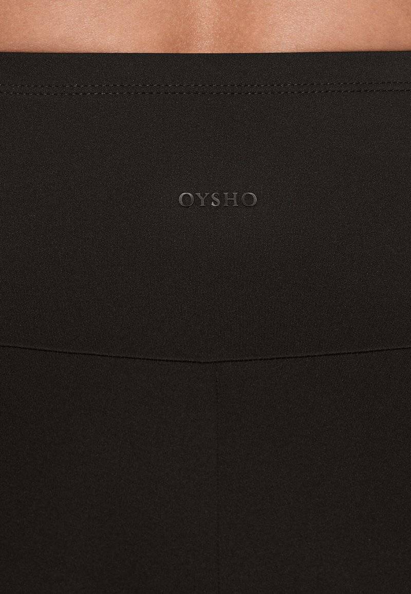 OYSHO OYSHO COMFORTLUX MATERNITY STRAIGHT-LEG - Trousers - black Saisonale Angebote
