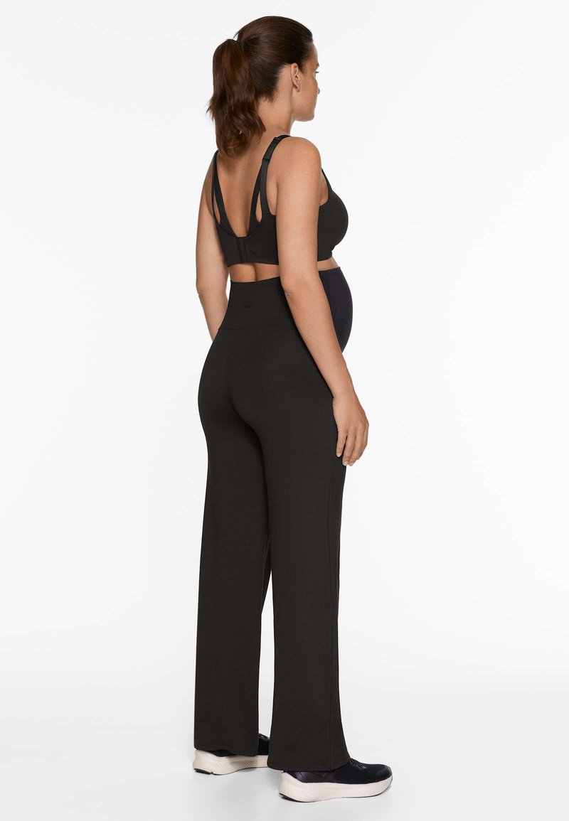 OYSHO OYSHO COMFORTLUX MATERNITY STRAIGHT-LEG - Trousers - black Saisonale Angebote