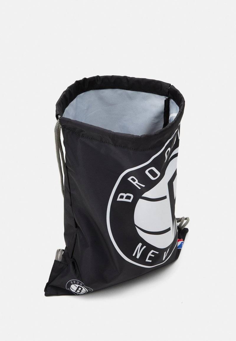 NBA NBA NBA BROOKLYN NETS GYM SACK - Drawstring sports bag - black VIP-Rabatte