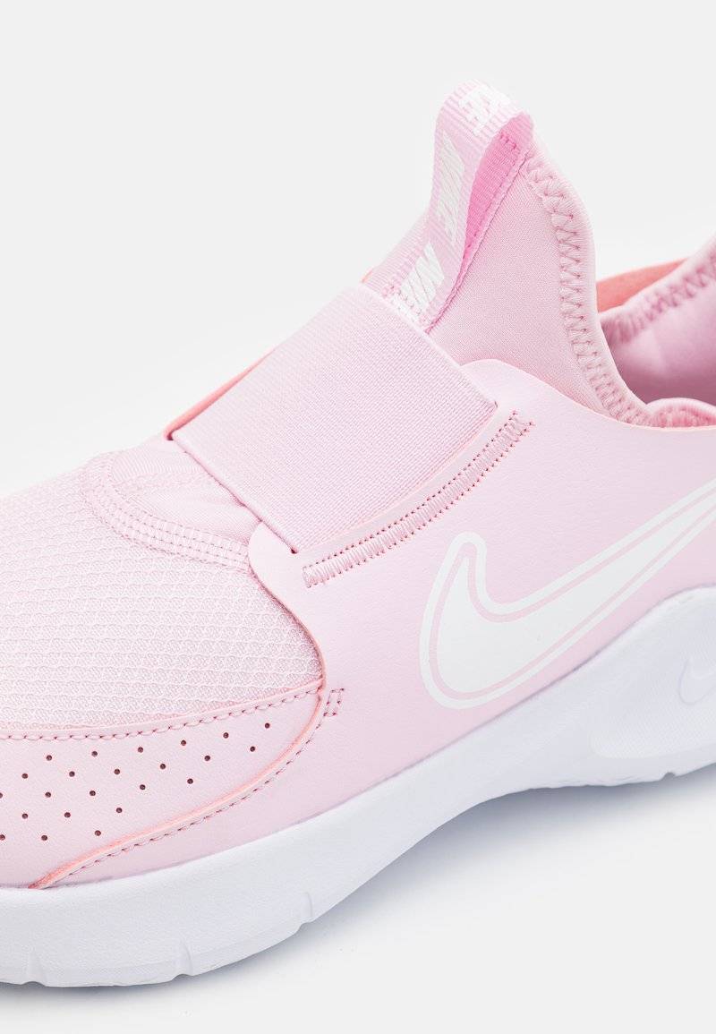 Nike Performance Nike Performance FLEX 3 - Competition running shoes Versandkostenfrei