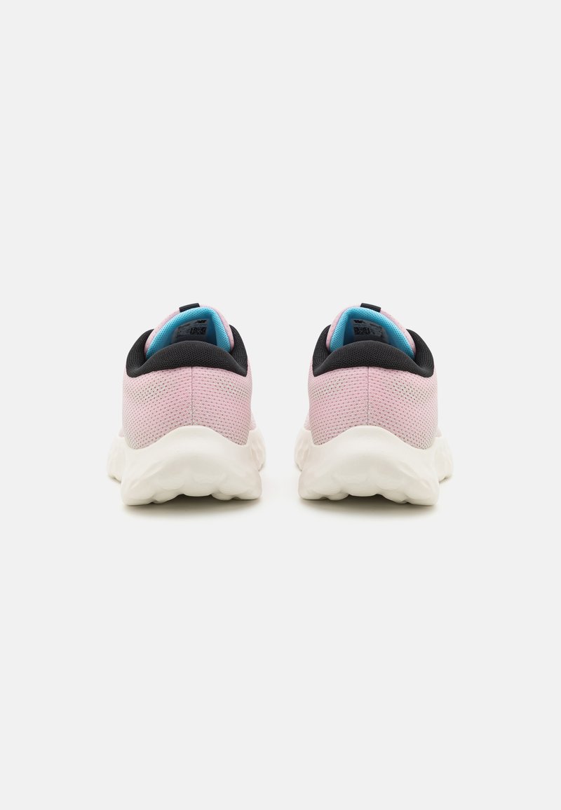 New Balance New Balance 520V8 UNISEX - Competition running shoes - mid century pink Flash Sale