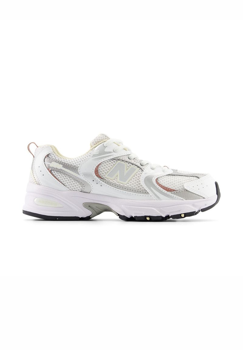 New Balance New Balance 530 - Stability running shoes - white Exklusivangebot