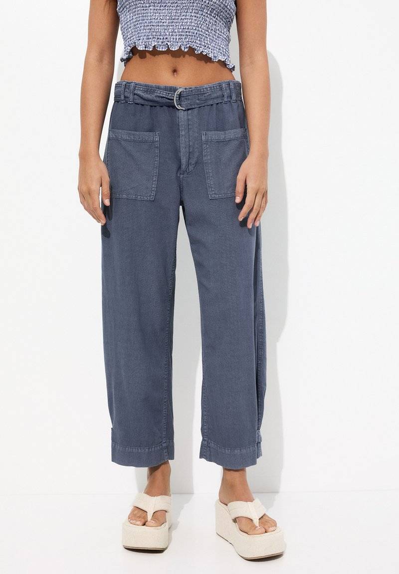 PULL&BEAR PULL&BEAR Trousers - blue