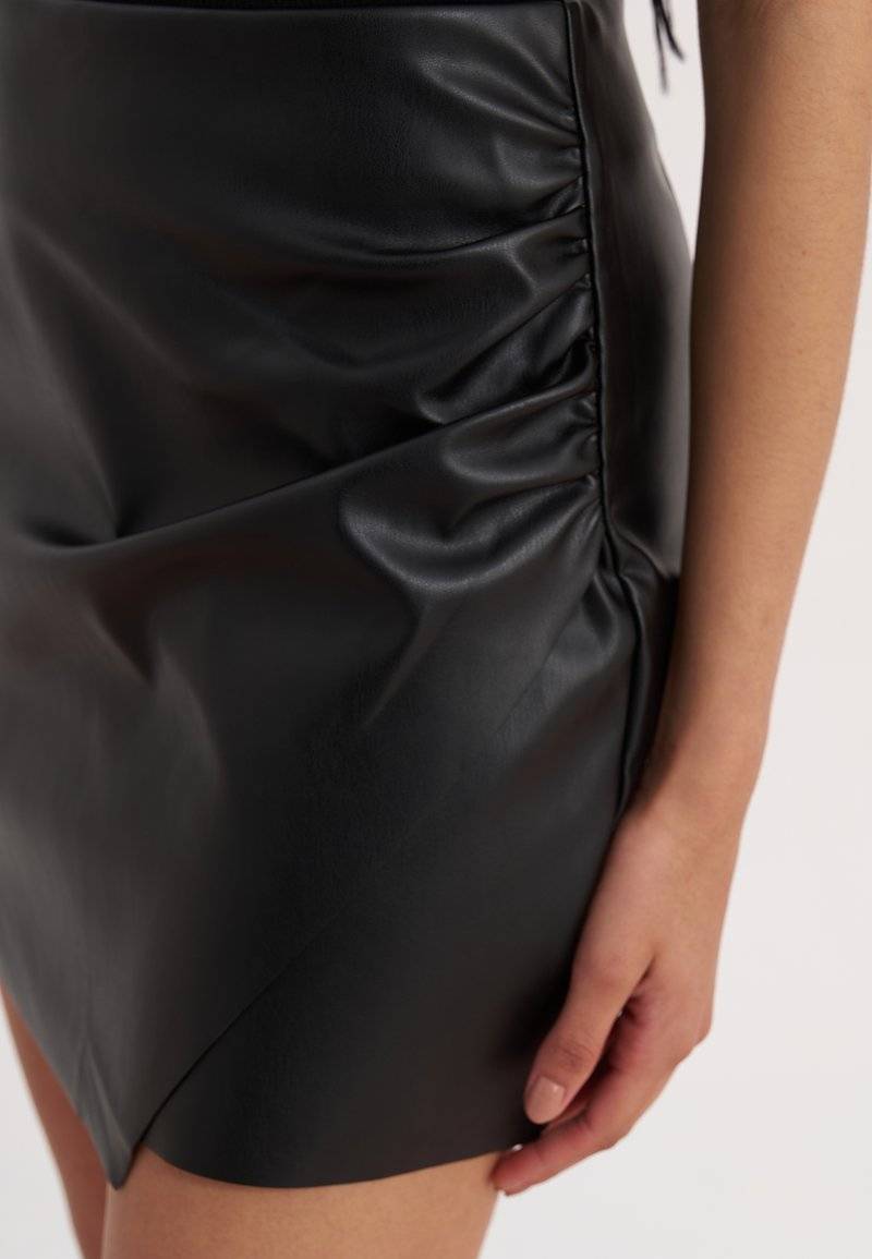 Even&Odd Even&Odd Mini skirt - black Sonderangebote