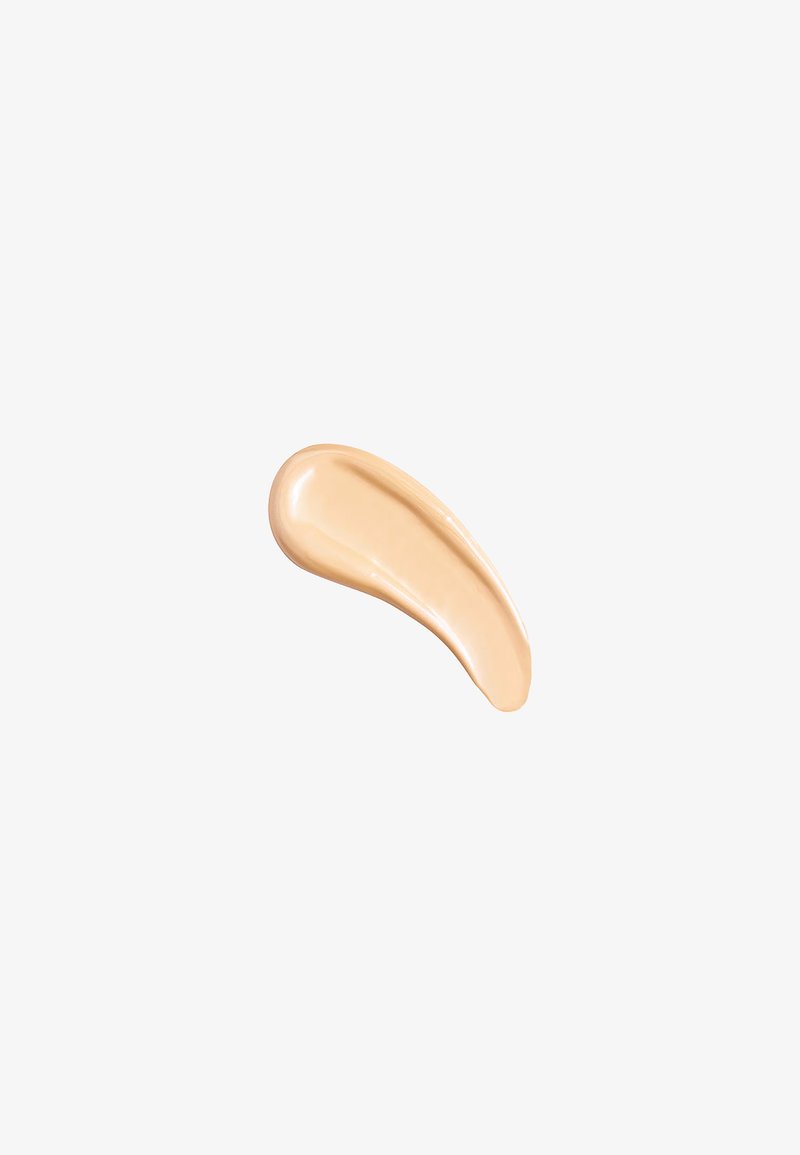 Charlotte Tilbury Charlotte Tilbury HOLLYWOOD FILTER - TRAVEL SIZE - Foundation Fabrikladen