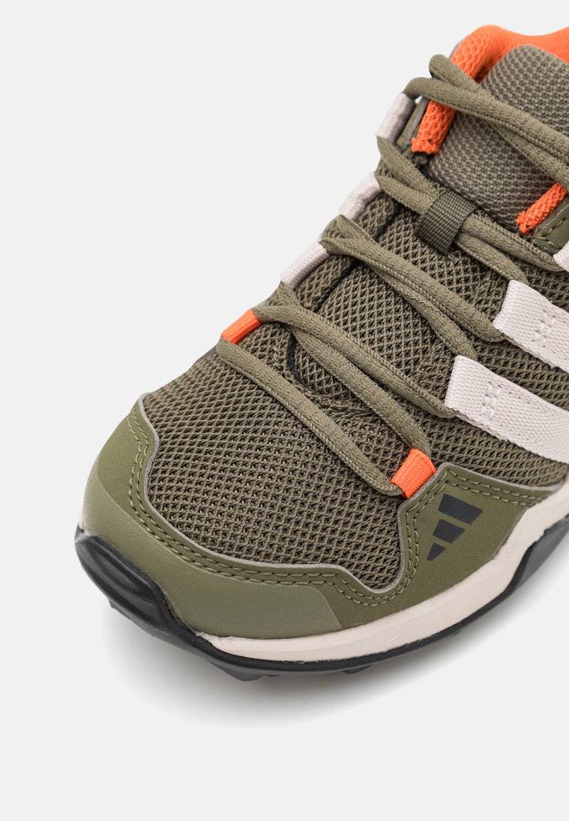 Adidas Terrex Adidas Terrex AX2R HIKING SHOES - Hiking shoes 50% Rabatt für begrenzte Zeit