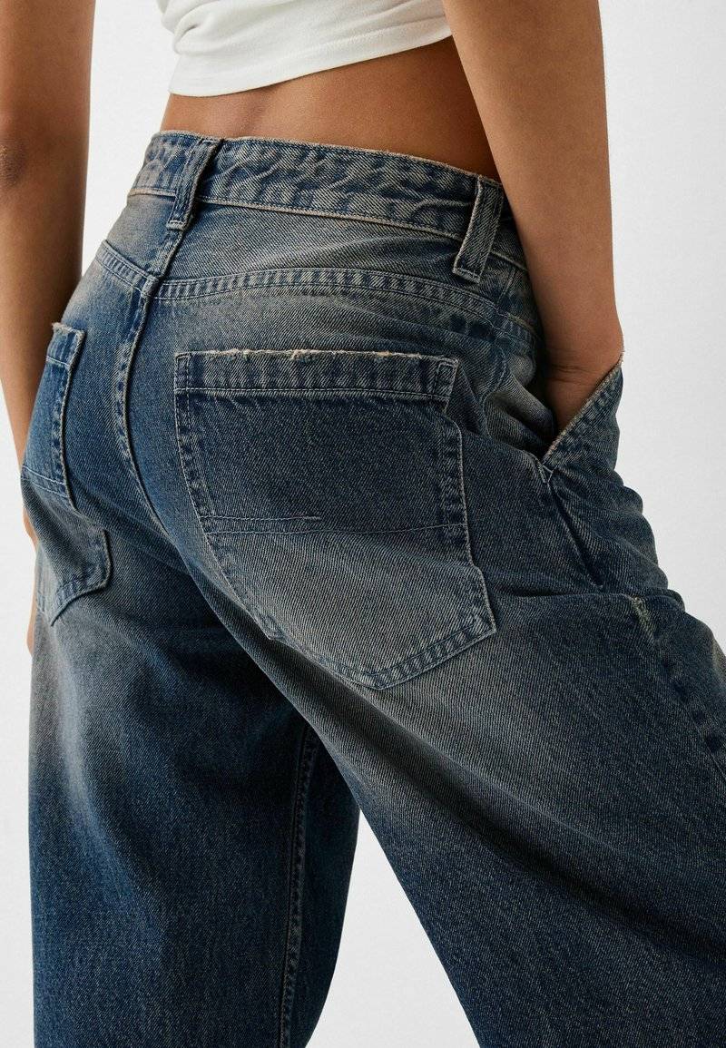 Bershka Bershka Relaxed fit jeans - dark blue Super Sparpreis