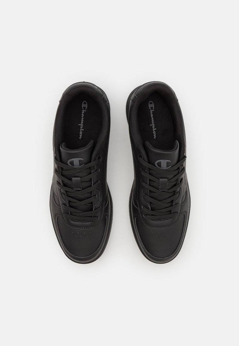 Champion Champion Training shoe - triple black Limitierter Zeitrabatt