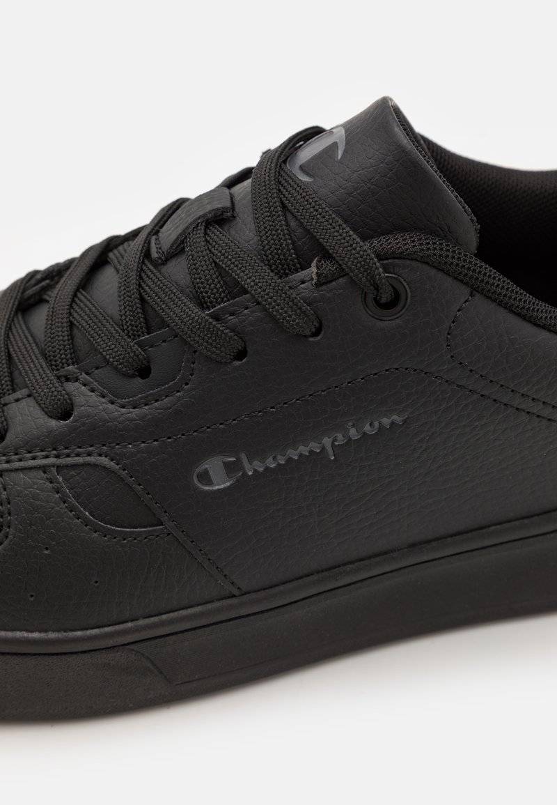 Champion Champion Training shoe - triple black Limitierter Zeitrabatt