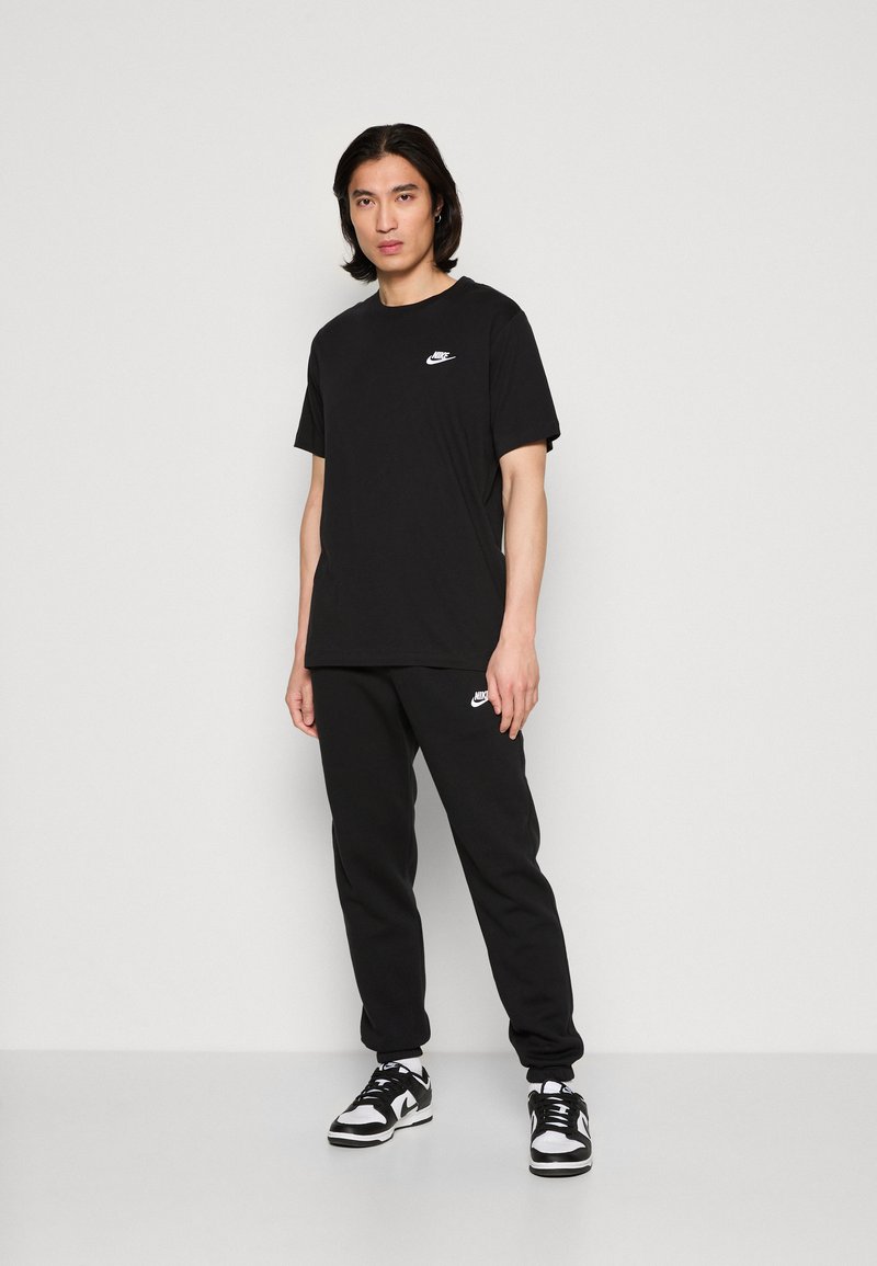 Nike Sportswear Nike Sportswear CLUB CF BB - Tracksuit bottoms - black Muttertagsangebot