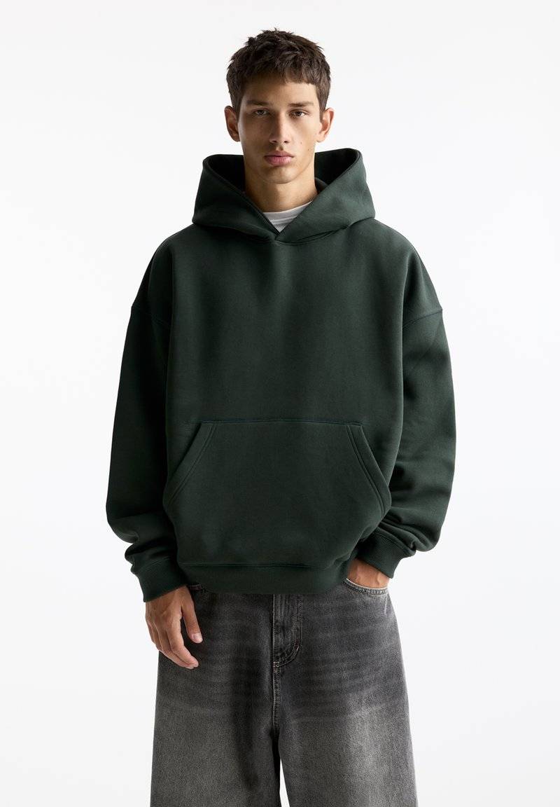 PULL&BEAR PULL&BEAR BOXY - Hoodie - dark green