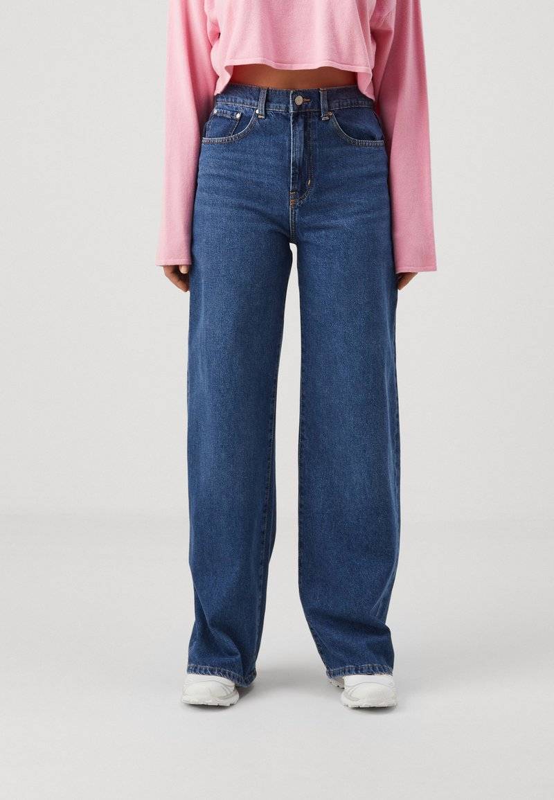 ONLY ONLY ONLHOPE LIFE WIDE - Relaxed fit jeans - medium blue denim