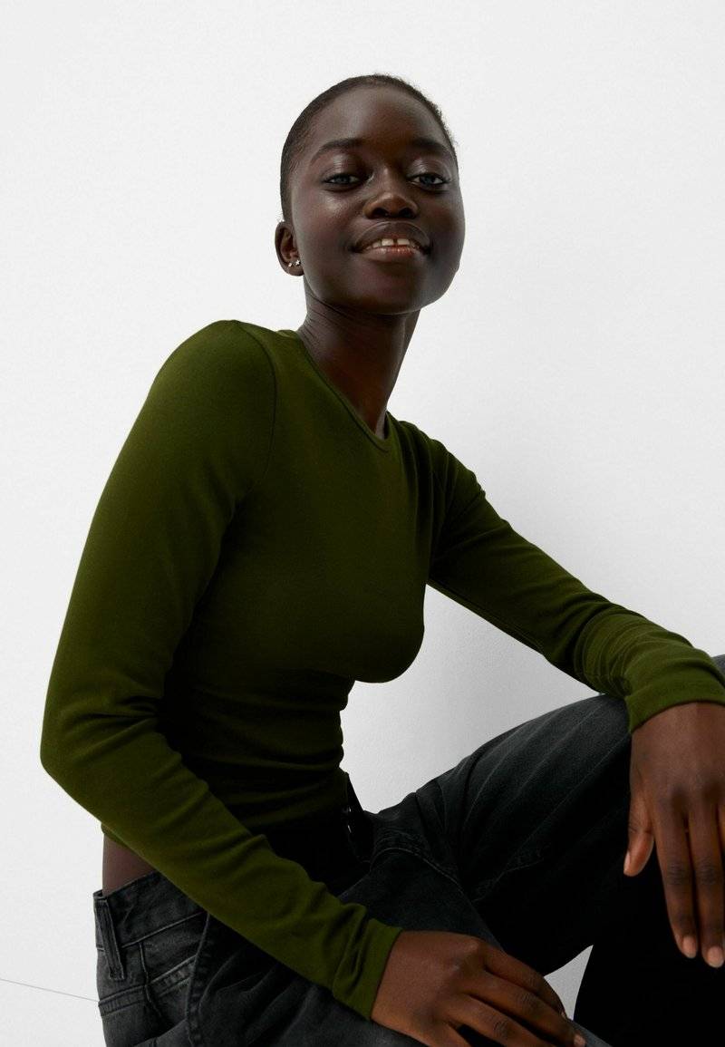 Bershka Bershka LONG SLEEVE - Long sleeved top - green Bestseller