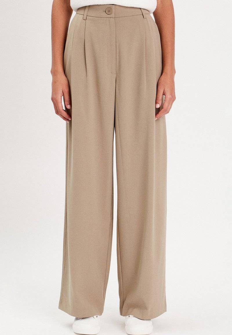 Cache Cache Cache Cache WEITE FLIESSENDE MIT ABNÄHERN - Trousers - vert kaki Tiefpreis