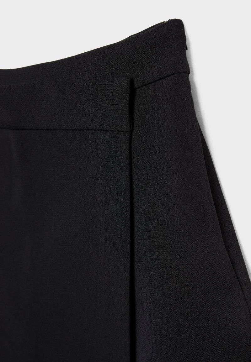 Stradivarius Stradivarius A-line skirt - black Super Sparpreis