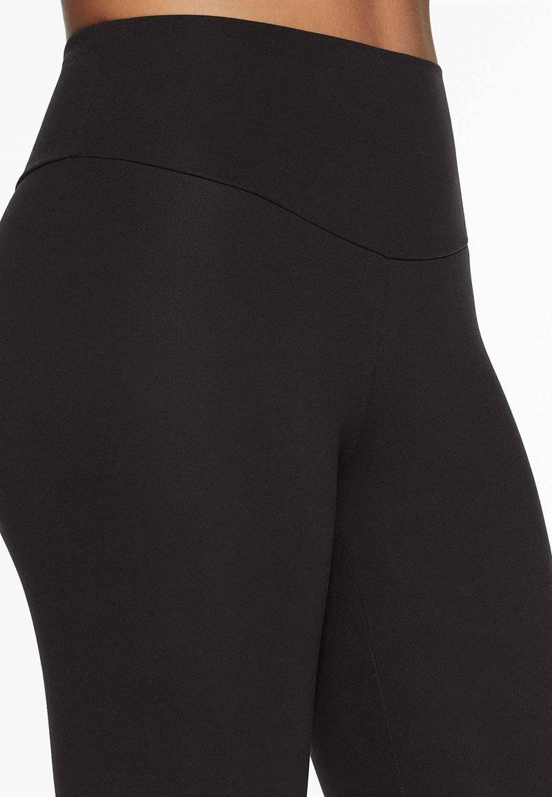 OYSHO OYSHO COMFORTLUX HIGH-RISE  - Leggings - Trousers - black Kostenlose Rückgabe
