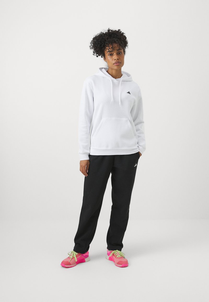 adidas Sportswear adidas Sportswear ESSENTIALS SMALL LOGO FEEL COZY HOODIE - Hoodie - white Bis zu 60% Rabatt