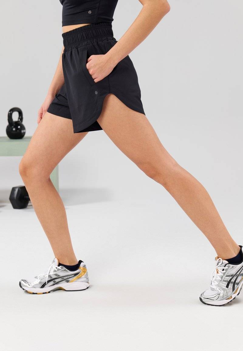 Even&Odd active Even&Odd active Sports shorts - black Kostenloser Versand international