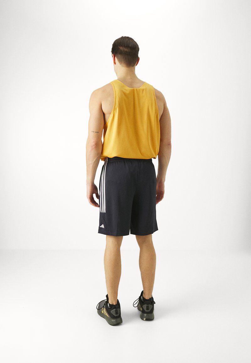 adidas Performance adidas Performance 3 STRIPES SHORT - Sports shorts Begrenzt auf 3 Tage