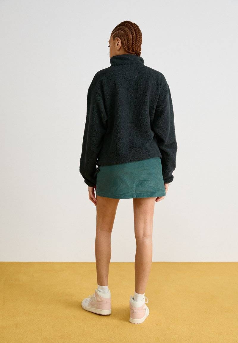Columbia Columbia HELVETIA™ CROPPED HALF SNAP - Fleece jumper - black Speichern exportieren