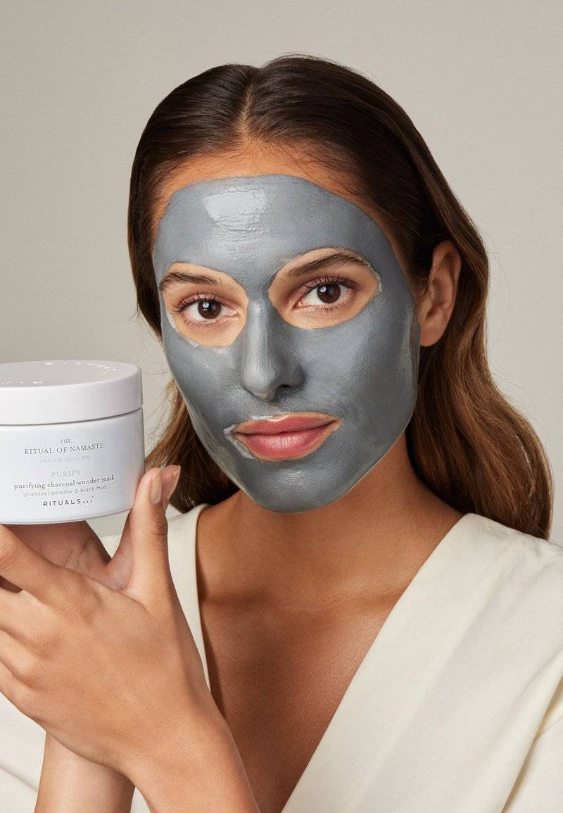 Rituals Rituals THE RITUAL OF NAMASTE PURIFYING CHARCOAL MASK - Face mask Osterangebot