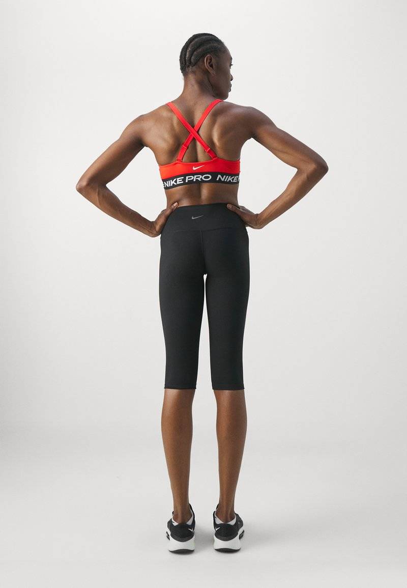 Nike Performance Nike Performance ONE CAPRI - Leggings - black Exklusive Angebote