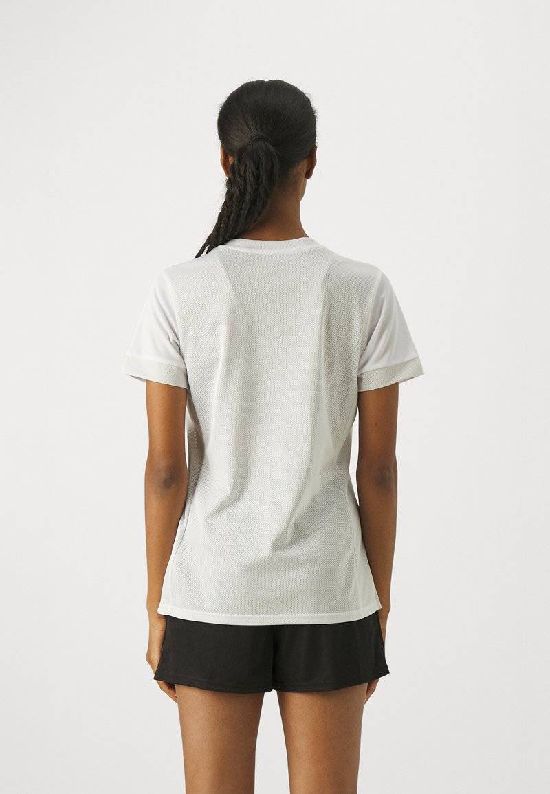 Puma Puma TEAMGOAL MATCHDAY - Sports T-shirt Große Rabatte