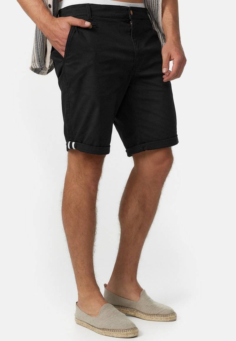 INDICODE JEANS INDICODE JEANS Shorts - black Fabrikpreis