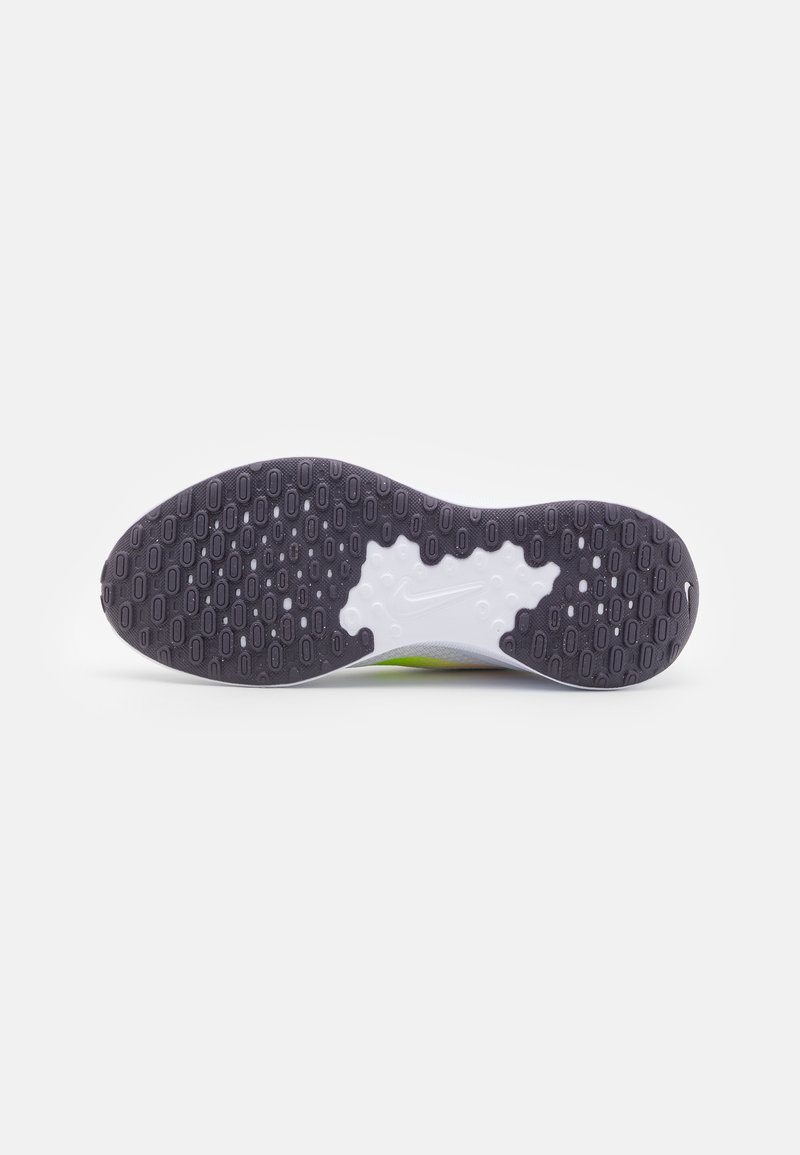 Nike Performance Nike Performance REVOLUTION 7 - Neutral running shoes Bis zu 60% Rabatt