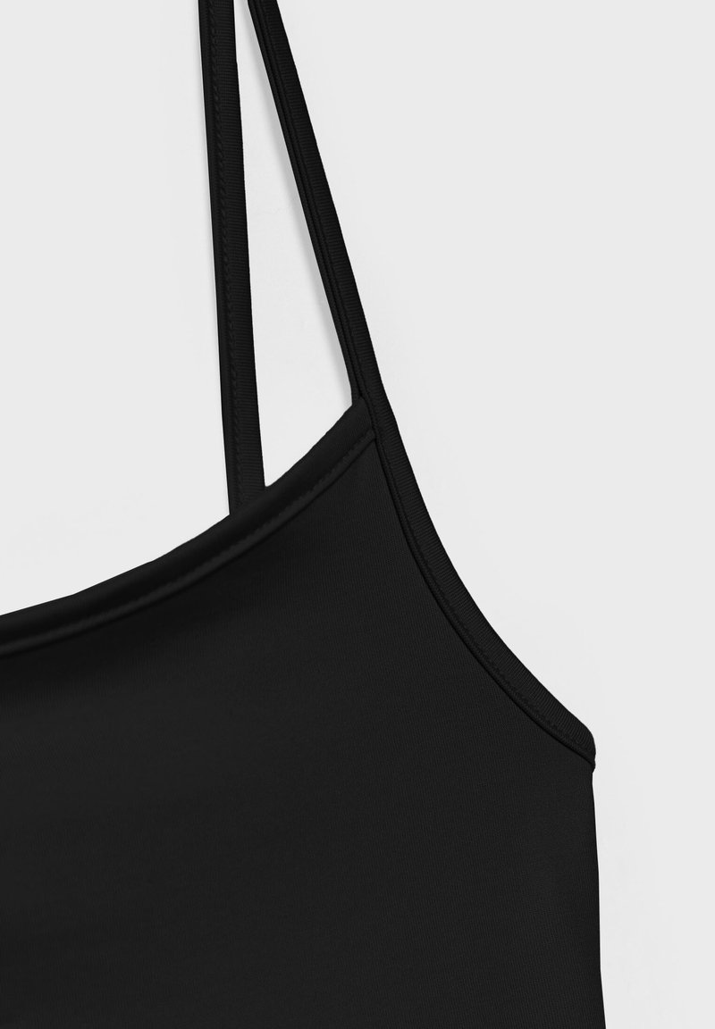 Stradivarius Stradivarius 2-PACK OF STRAPPY CROP - Top - black Meist gekauft
