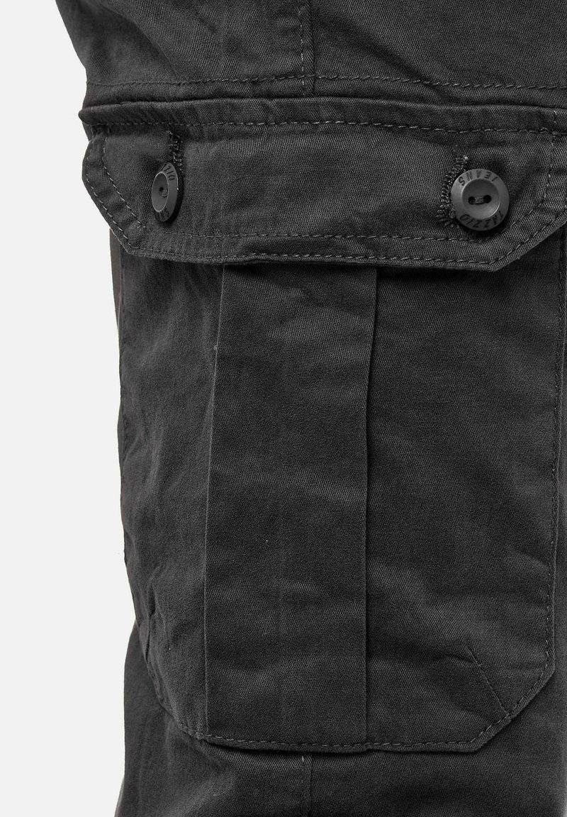 Tazzio Tazzio Cargo trousers - anthrazit Limitierter Zeitrabatt