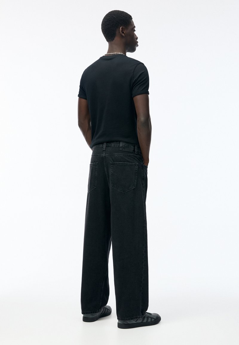 PULL&BEAR PULL&BEAR LOOSE-BAGGY - Relaxed fit jeans - black Begrenztes Angebot