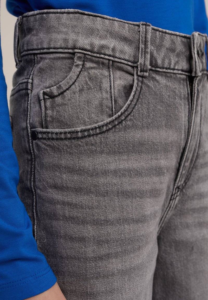 WE Fashion WE Fashion BLUE RIDGE - Flared Jeans - grey Black Friday