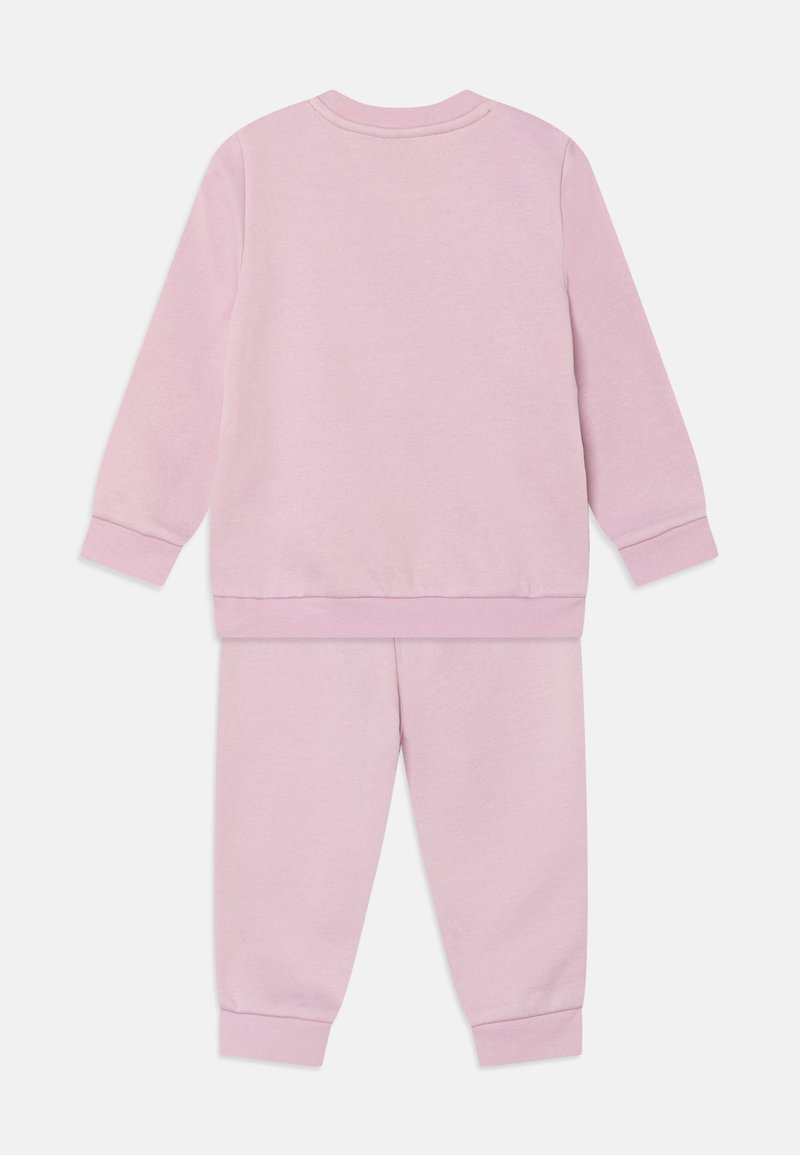 Puma Puma MINICATS UNISEX SET - Tracksuit - grape mist Top Angebot