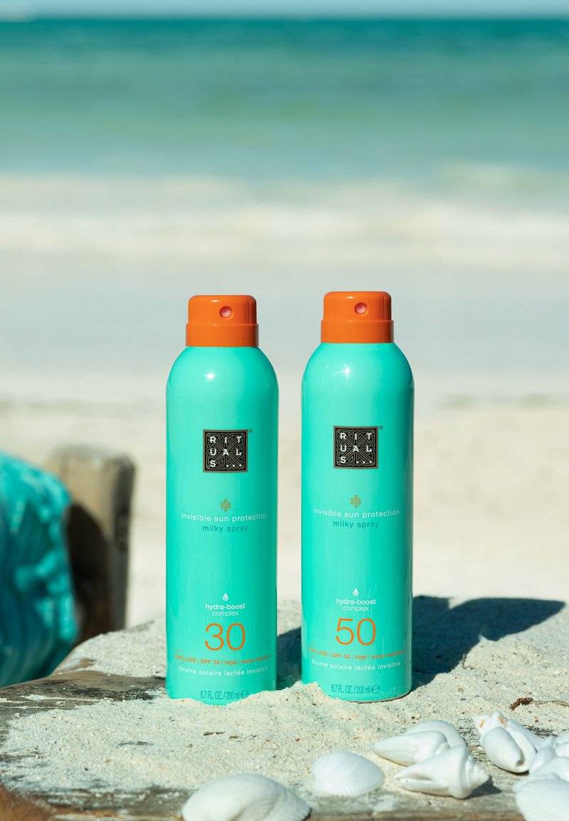 Rituals Rituals SUN PROTECTION MILKY SPRAY SPF 30 THE RITUAL OF KARMA - DELICATELY SWEET - LOTUS & WHITE TEA - Sun protection Schlussverkauf