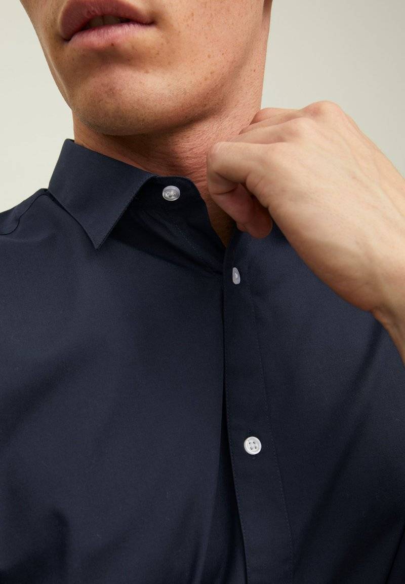 Jack & Jones Jack & Jones JJJOE SHIRT PLAIN - Formal shirt - navy blazer Sonderangebot