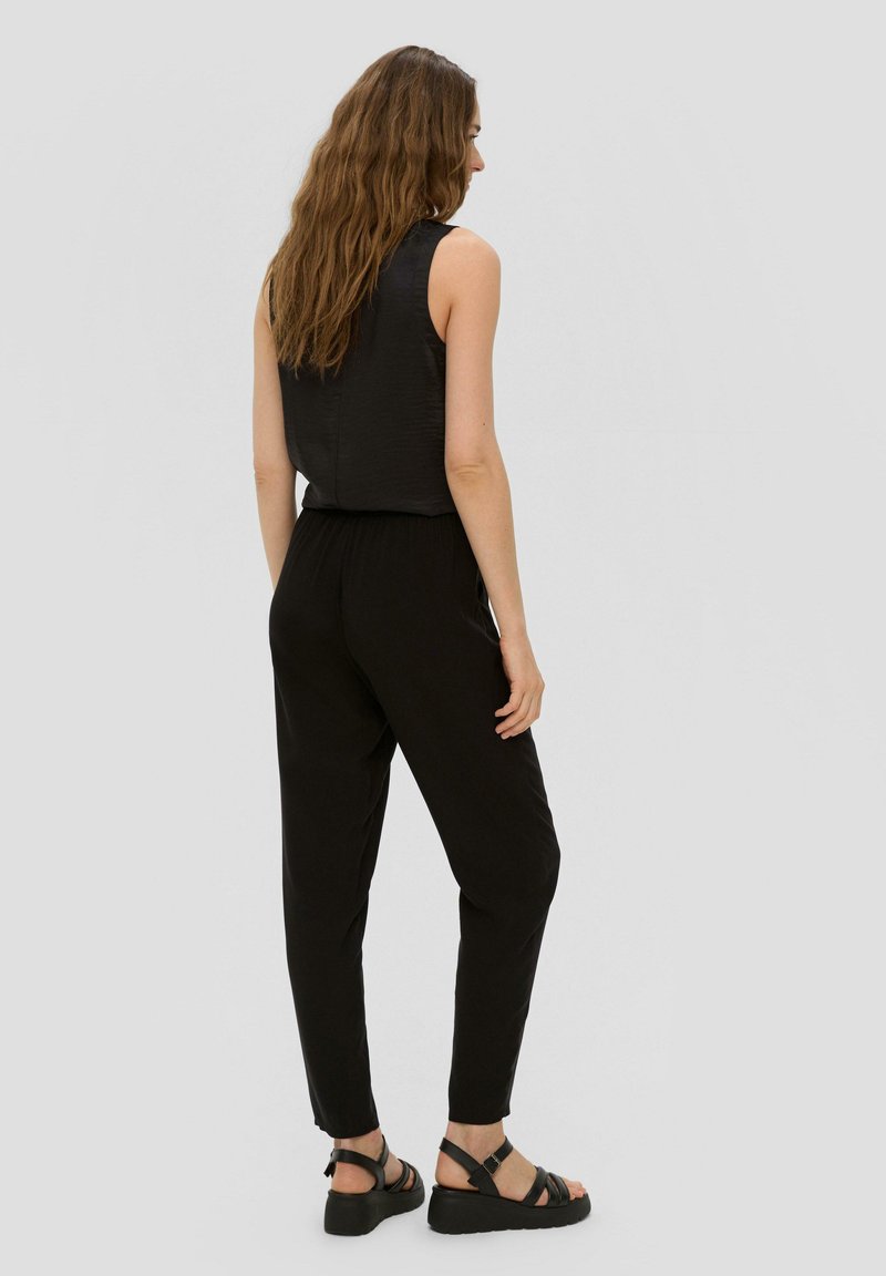 s.Oliver s.Oliver ANKLE-AUS REINER - Trousers - schwarz Preisnachlass