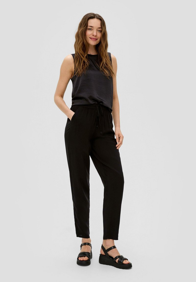 s.Oliver s.Oliver ANKLE-AUS REINER - Trousers - schwarz Preisnachlass