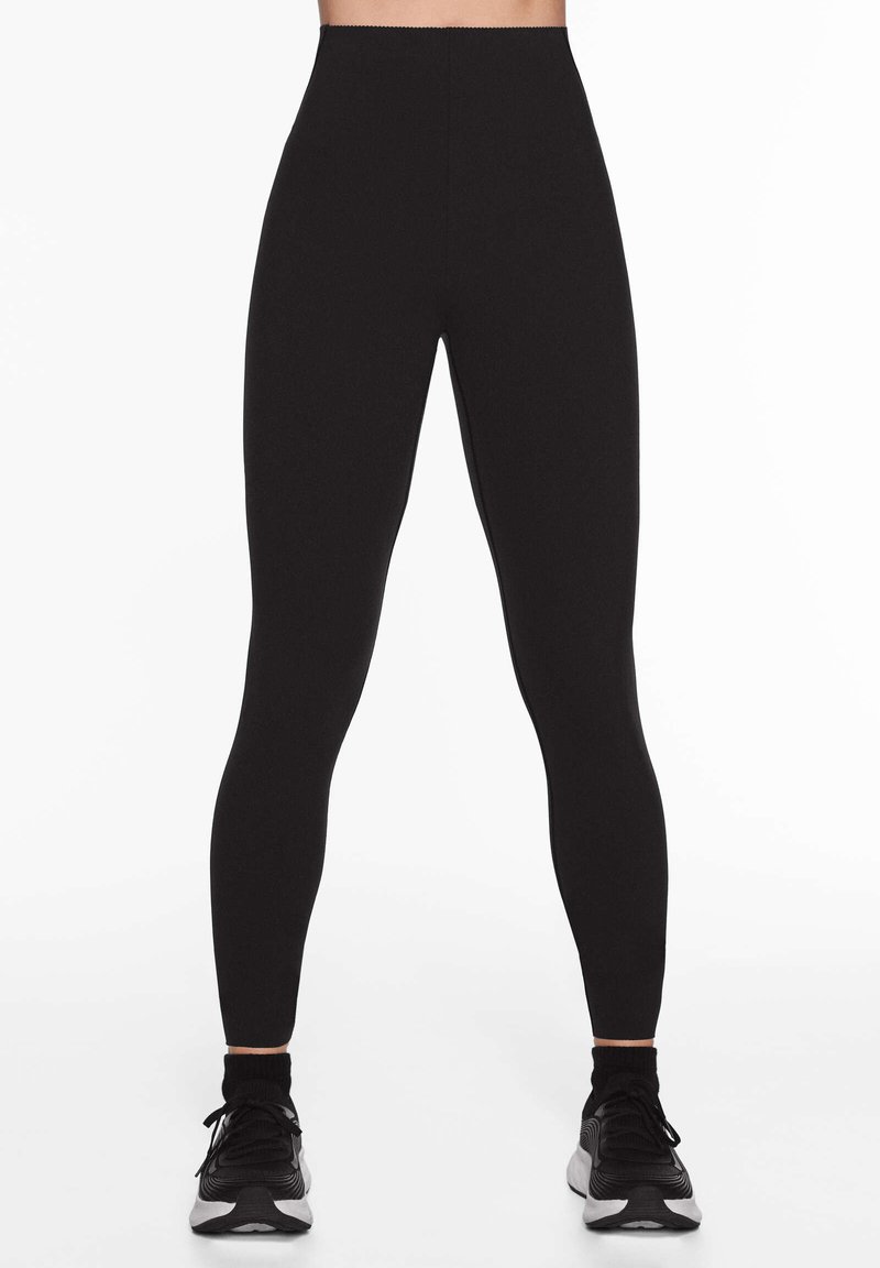 OYSHO OYSHO COMPRESSIVE WAIST CONTROL ANKLE-LENGTH - Leggings - black Sonderangebote