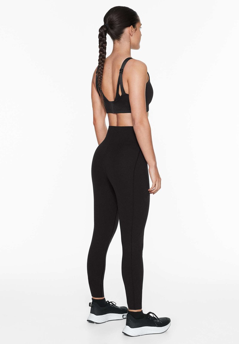 OYSHO OYSHO COMPRESSIVE WAIST CONTROL ANKLE-LENGTH - Leggings - black Sonderangebote