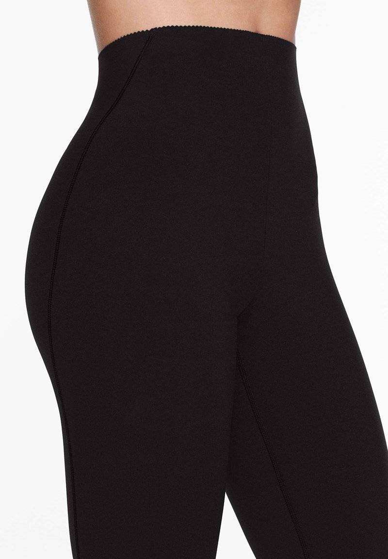 OYSHO OYSHO COMPRESSIVE WAIST CONTROL ANKLE-LENGTH - Leggings - black Sonderangebote