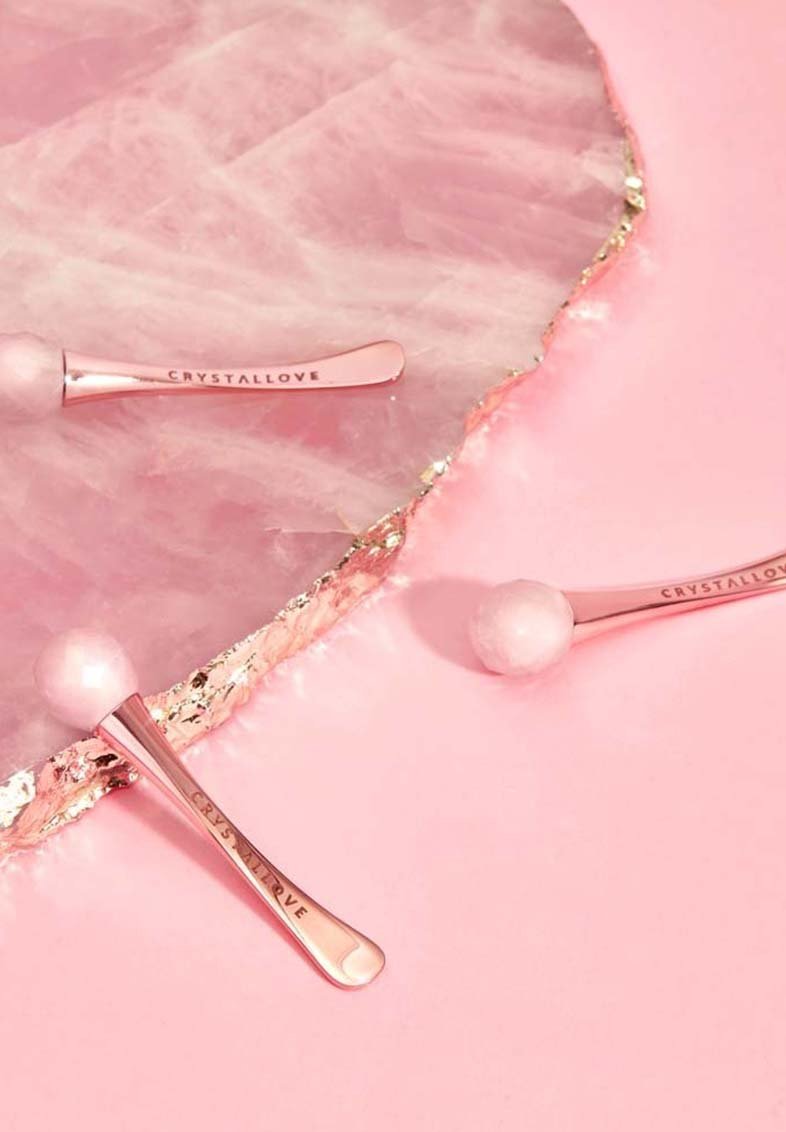 CRYSTALLOVE CRYSTALLOVE ROSE QUARTZ 3D EYE MASSAGER - Skincare tool - gold Nur für heute