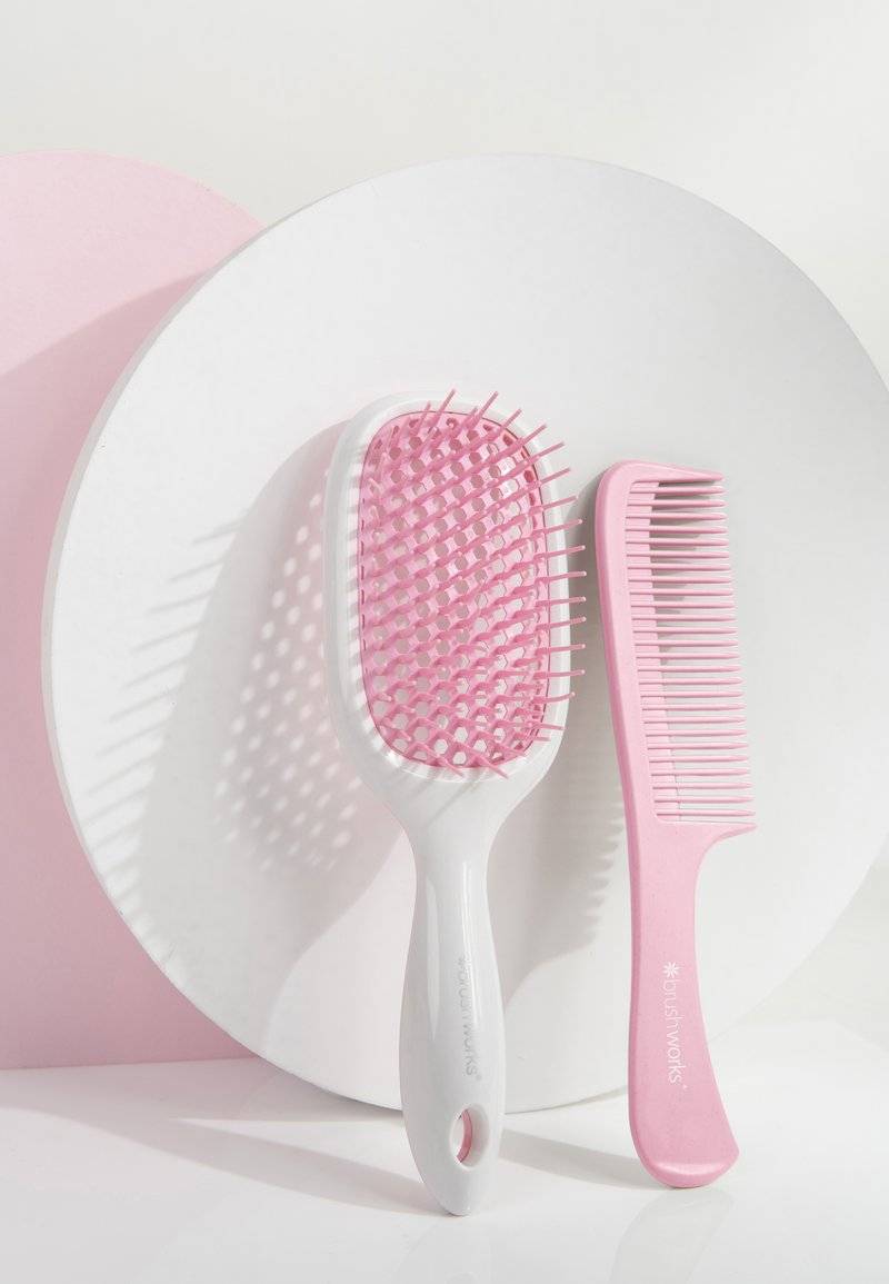 Brushworks Brushworks BRUSHWORKS BLOWDRY BRUSH AND COMB - Hair set - pink & white Clearance-Verkauf