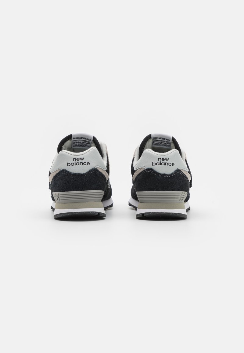 New Balance New Balance 574 UNISEX - Trainers - black 2025