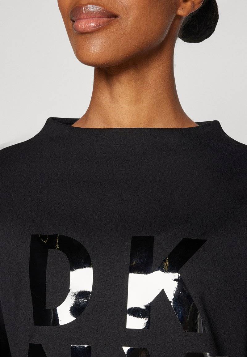 DKNY DKNY STACKED LOGO POPOVER - Long sleeved top - black Fabrikpreis