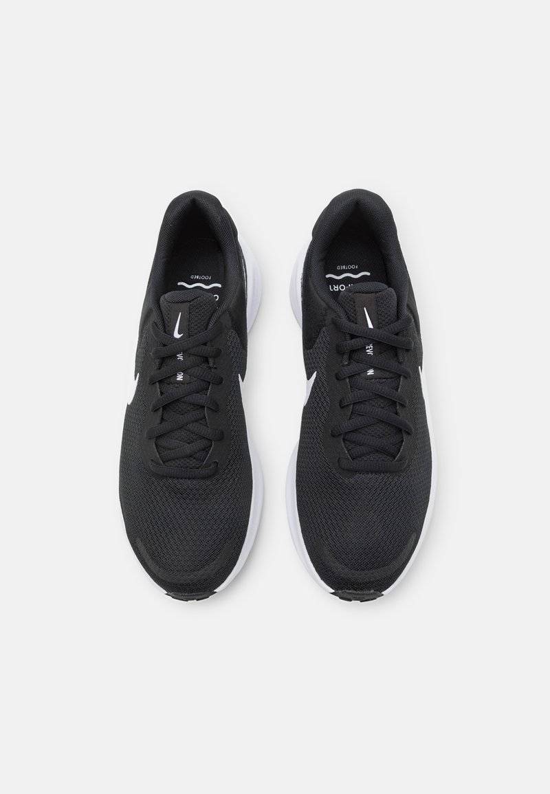 Nike Performance Nike Performance REVOLUTION 7 - Neutral running shoes Versandkostenfrei