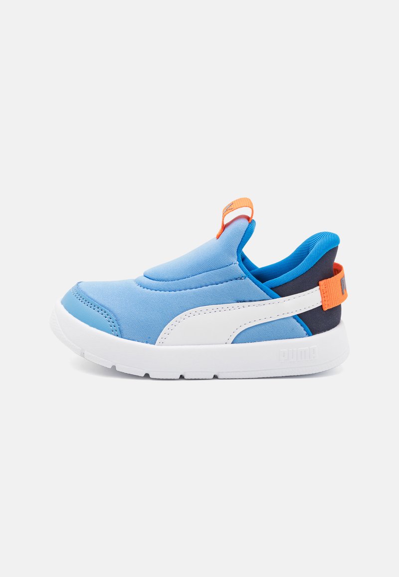 Puma Puma COURTFLEX V3 EASE IN UNISEX - Training shoe Begrenztes Angebot